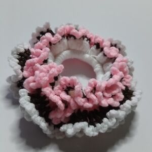 Pink and White Crochet Hair Scrunchie